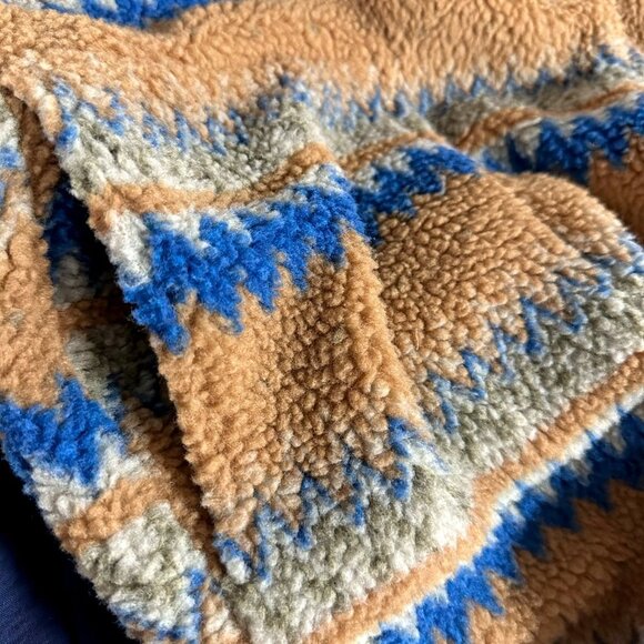 Davi & Dani Aztec Sherpa Jacket - Picture 9 of 11